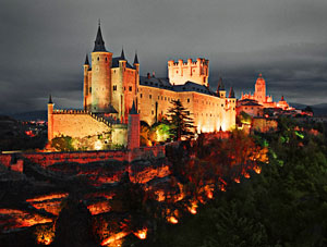 Дворец Алькасар в Сеговии (Alcazar de Segovia) Дворец Алькасар в Сеговии (Alcazar de Segovia)