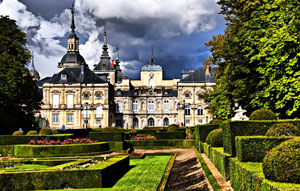 Ла-Гранха (La Granja) Ла-Гранха (La Granja)