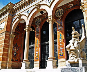 Дворец Веласкеса (Palacio de Velazquez) Дворец Веласкеса (Palacio de Velazquez)